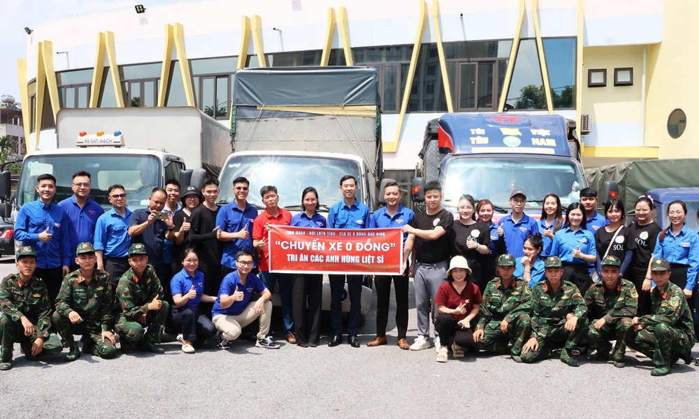  “Chuyến xe 0 đồng” của tuổi trẻ Bắc Ninh tri ân anh hùng liệt sĩ